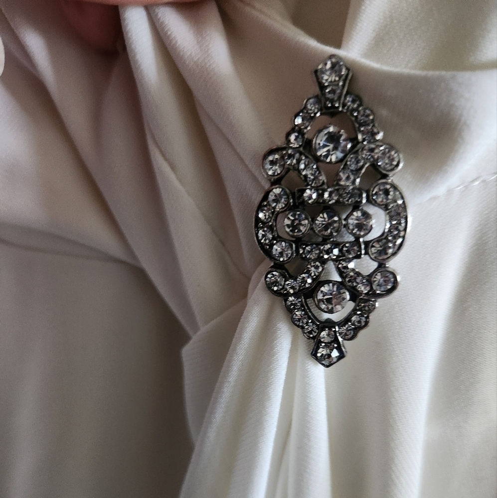 RESERVED @moonlight_kate -Ivory Long Sleeve Cocktail Dress Size 10 Wedding Guest - Picture 5 of 9